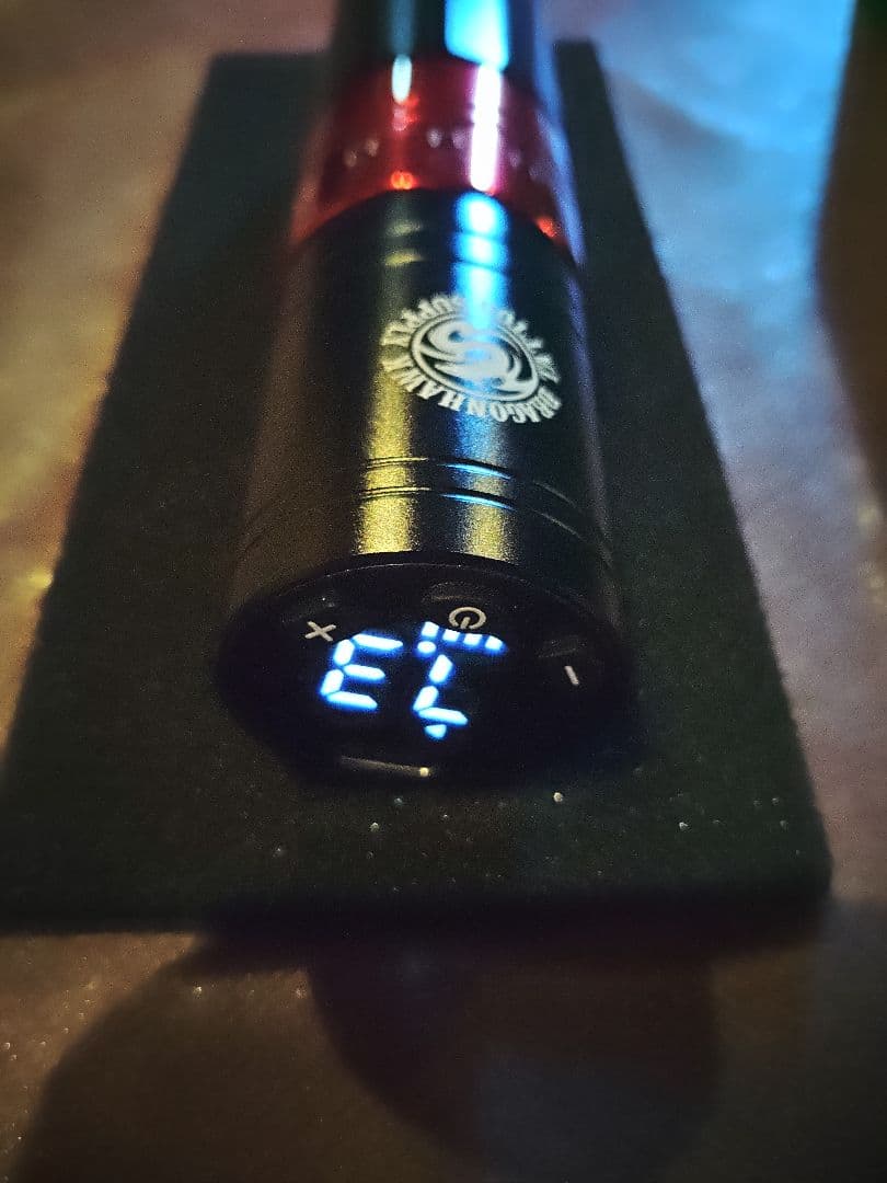 Dragonhawk タトゥーマシン デジタル表示