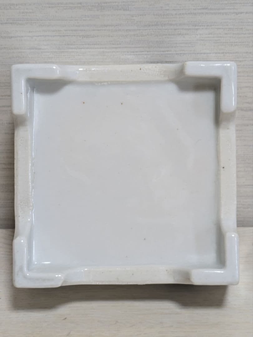 骨董品　大正ロマン　蓋付き四段重　陶器製　金彩松竹梅と旭日鶴飛来