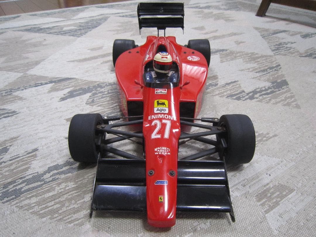 1/10 京商 フェラーリ ラジコンカー