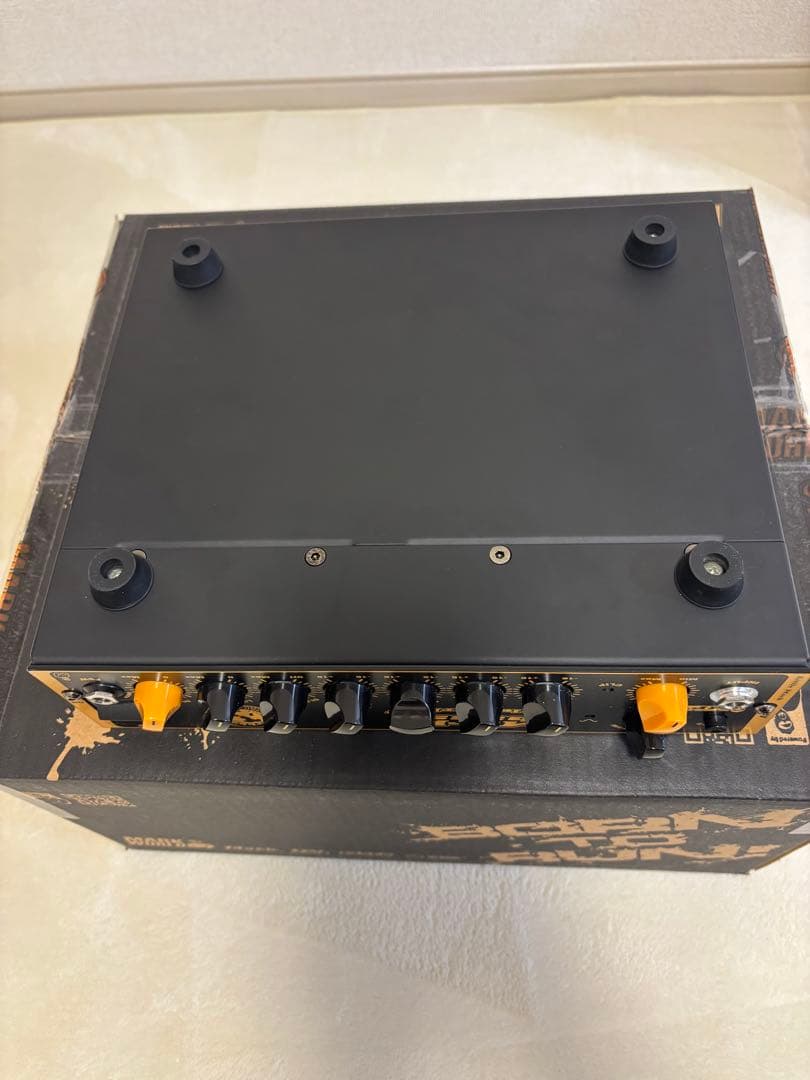 Markbass Little Mark IVベース用アンプ　ケース&ケーブル付