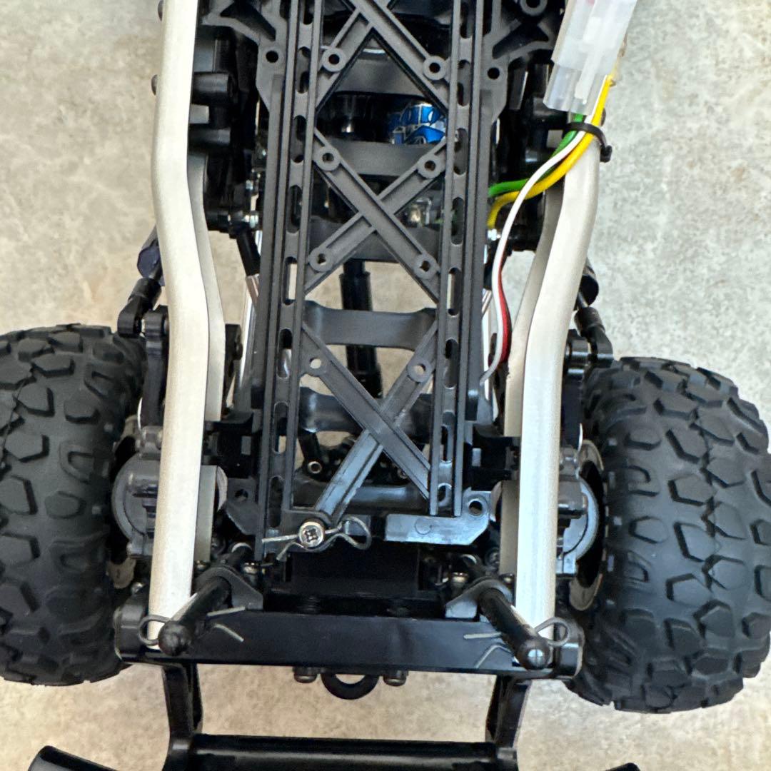 タミヤ トヨタランドクルーザー(CR-01)ロッククローリング用シャーシ