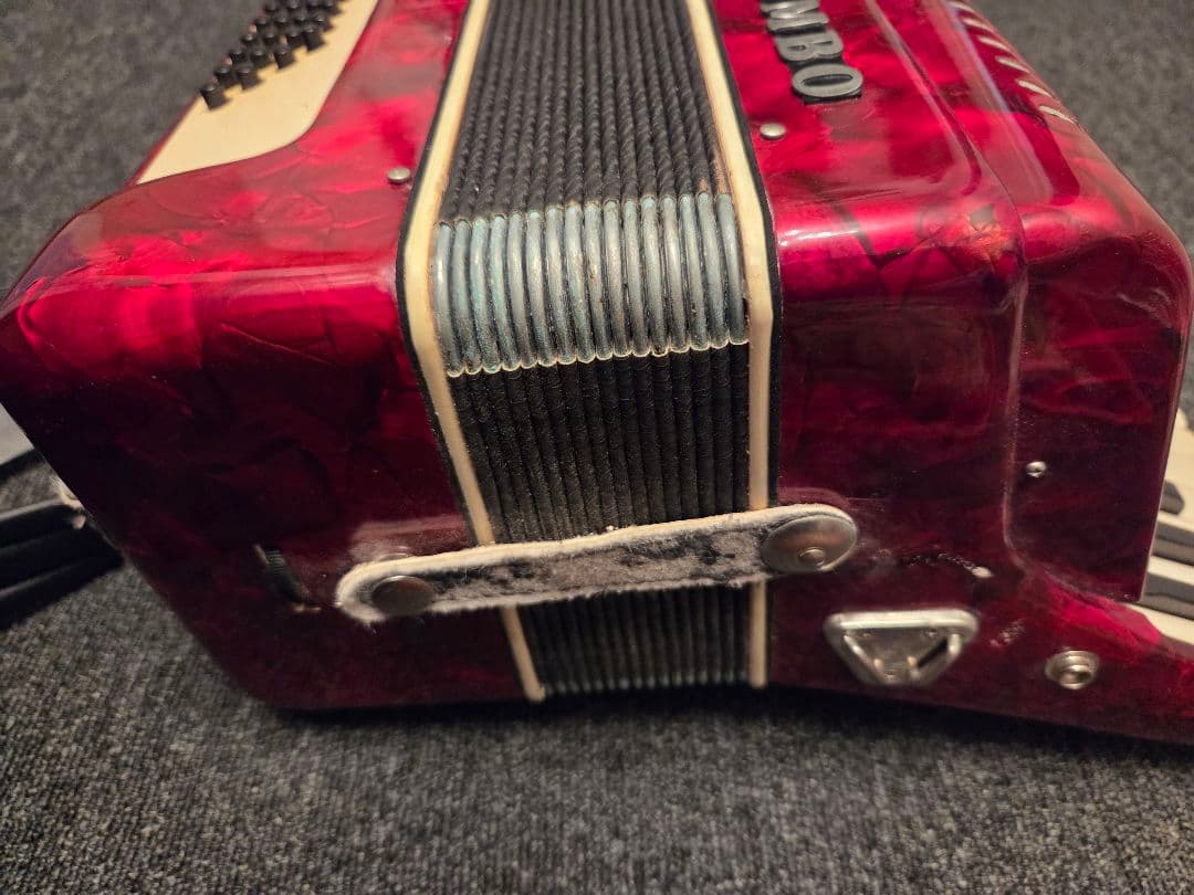 TOMBO アコーディオン T32N レッド 純正ハードケース付き