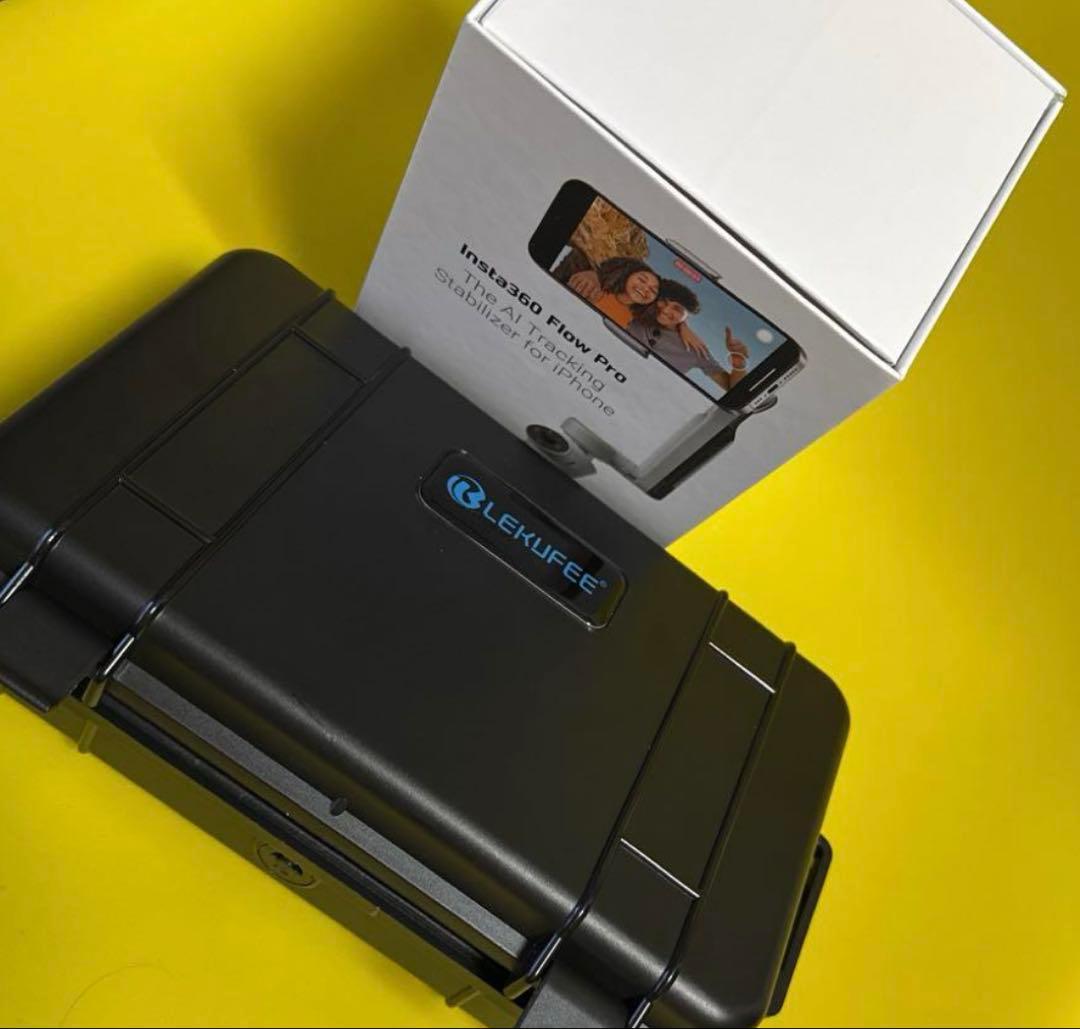 Insta360 Flow Pro 、ハードケース付き