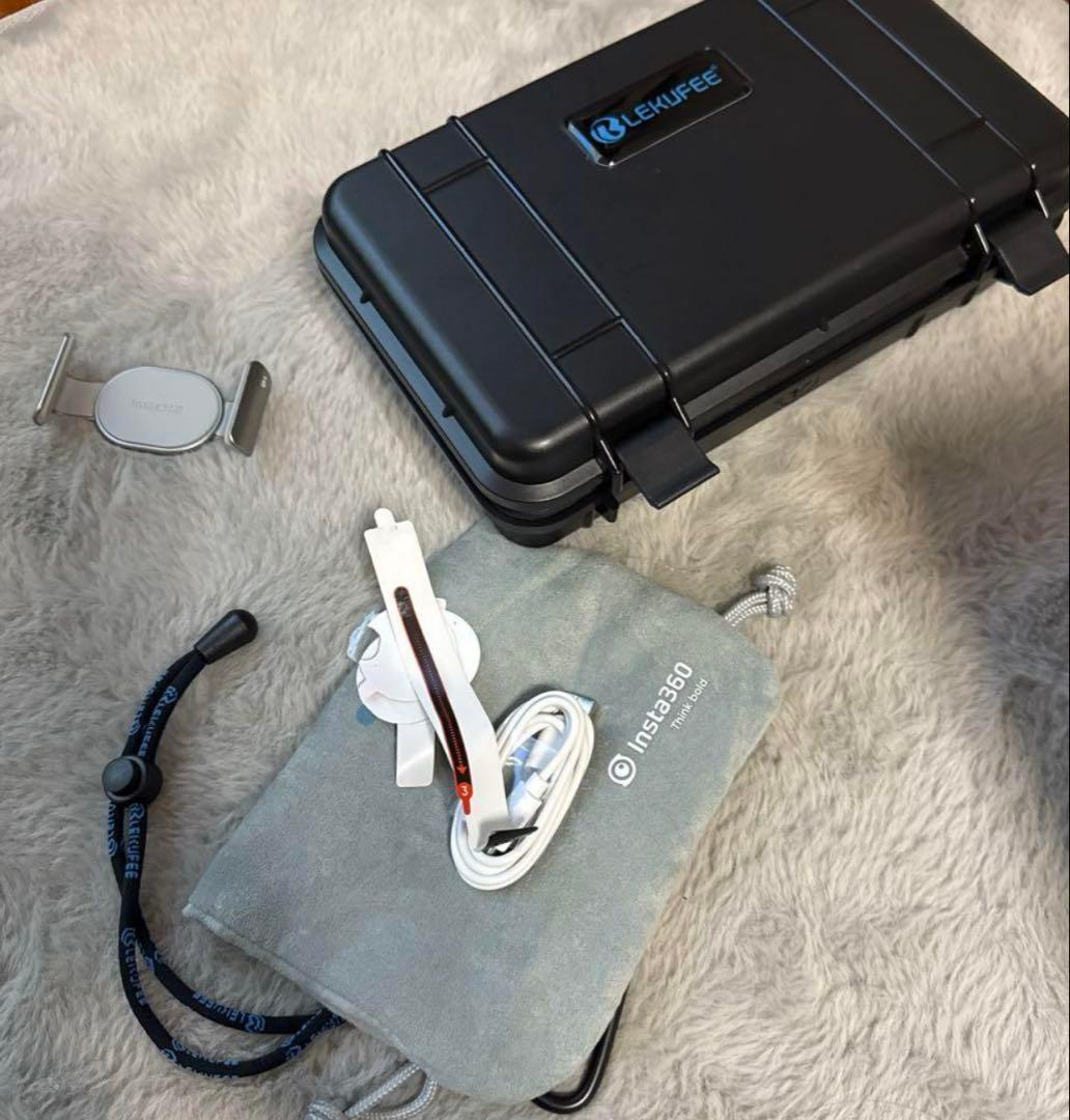 Insta360 Flow Pro 、ハードケース付き