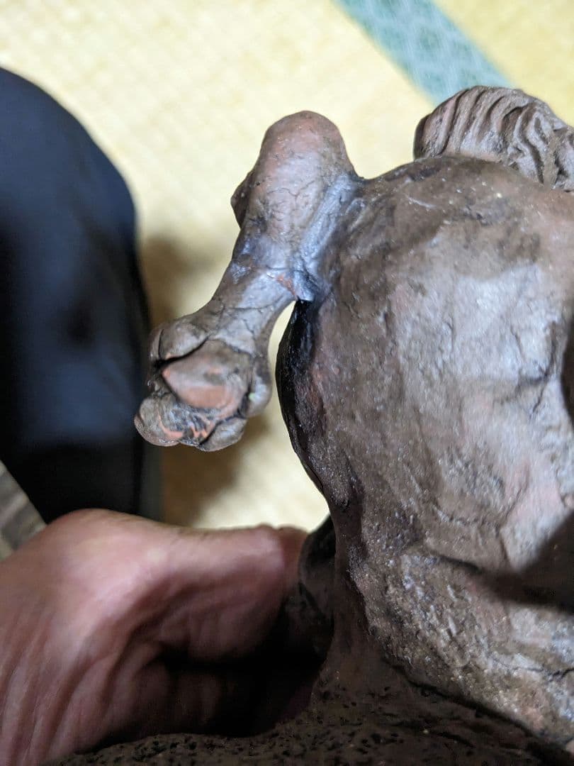 ♦沖縄 やちむん シーサー 足跳ね上げ香炉 魔除け 縁起物 置物飾り 骨董品