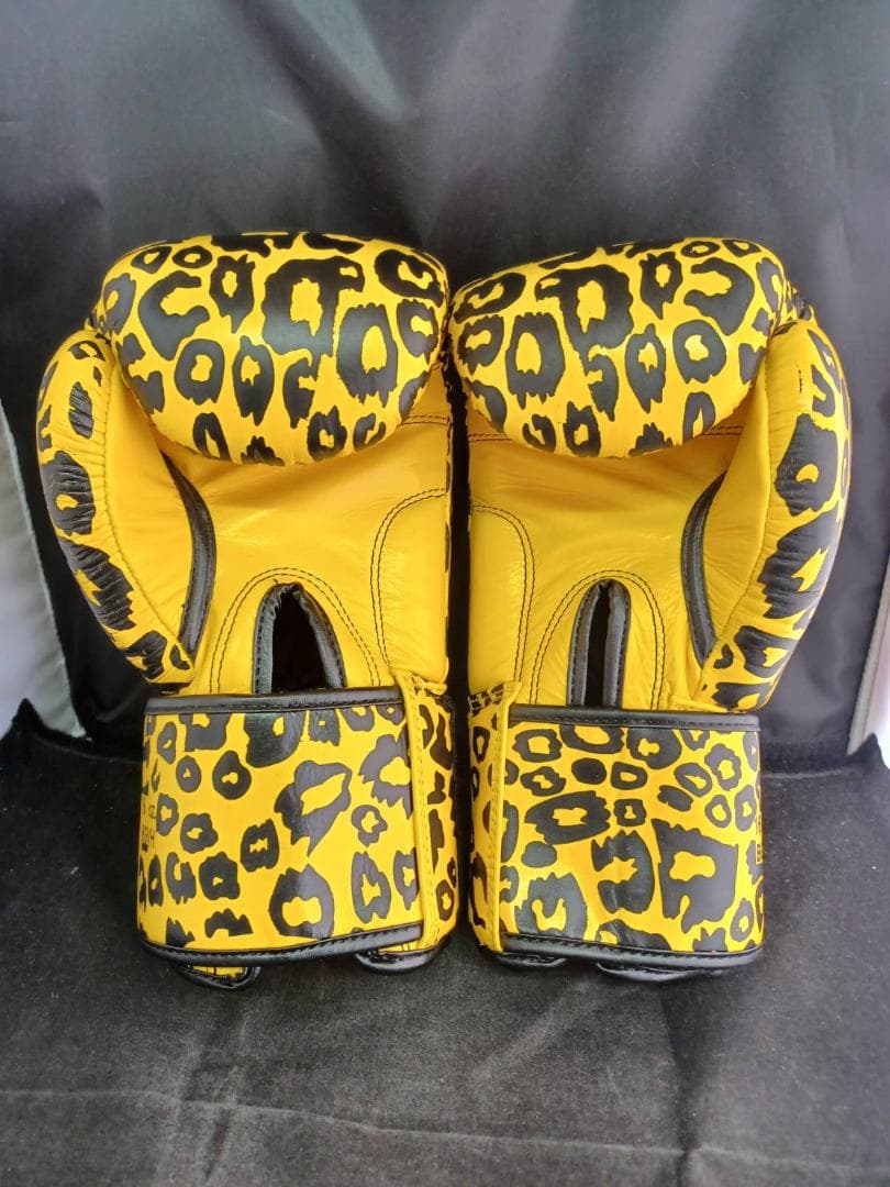 【未使用新品】　WINDY　ボクシンググローブ　16オンス　レオパード柄