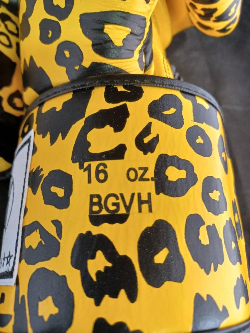 【未使用新品】　WINDY　ボクシンググローブ　16オンス　レオパード柄