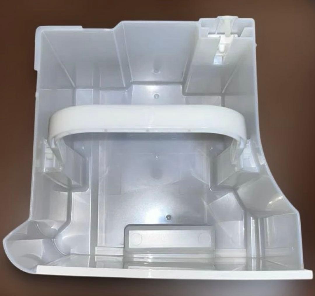 【未使用に近い・本日限定値下価格】コロナ 衣類乾燥除湿機 CD-WH1823-W