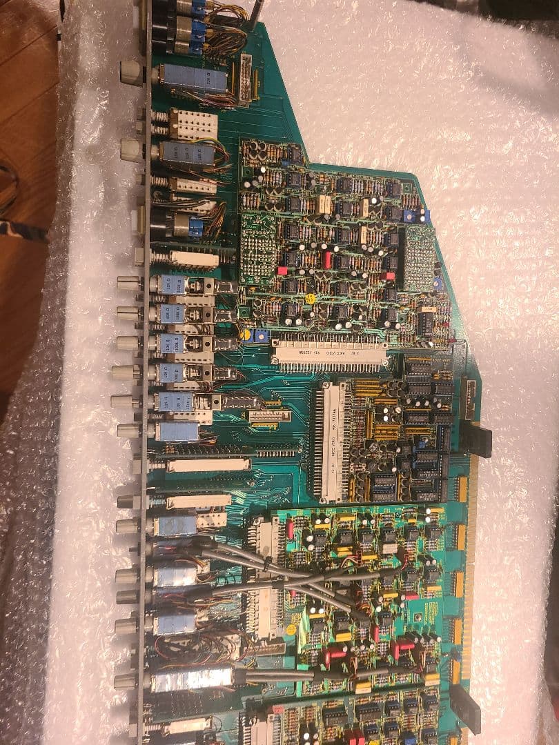 【現状渡し】SSL SL4000E ステレオモジュール／ノックダウンベース