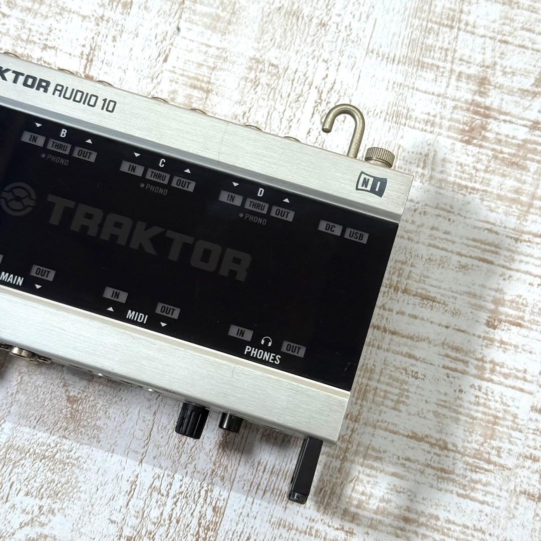 動作未確認　NATIVE INSTRUMENTS　TRAKTOR AUDIO10