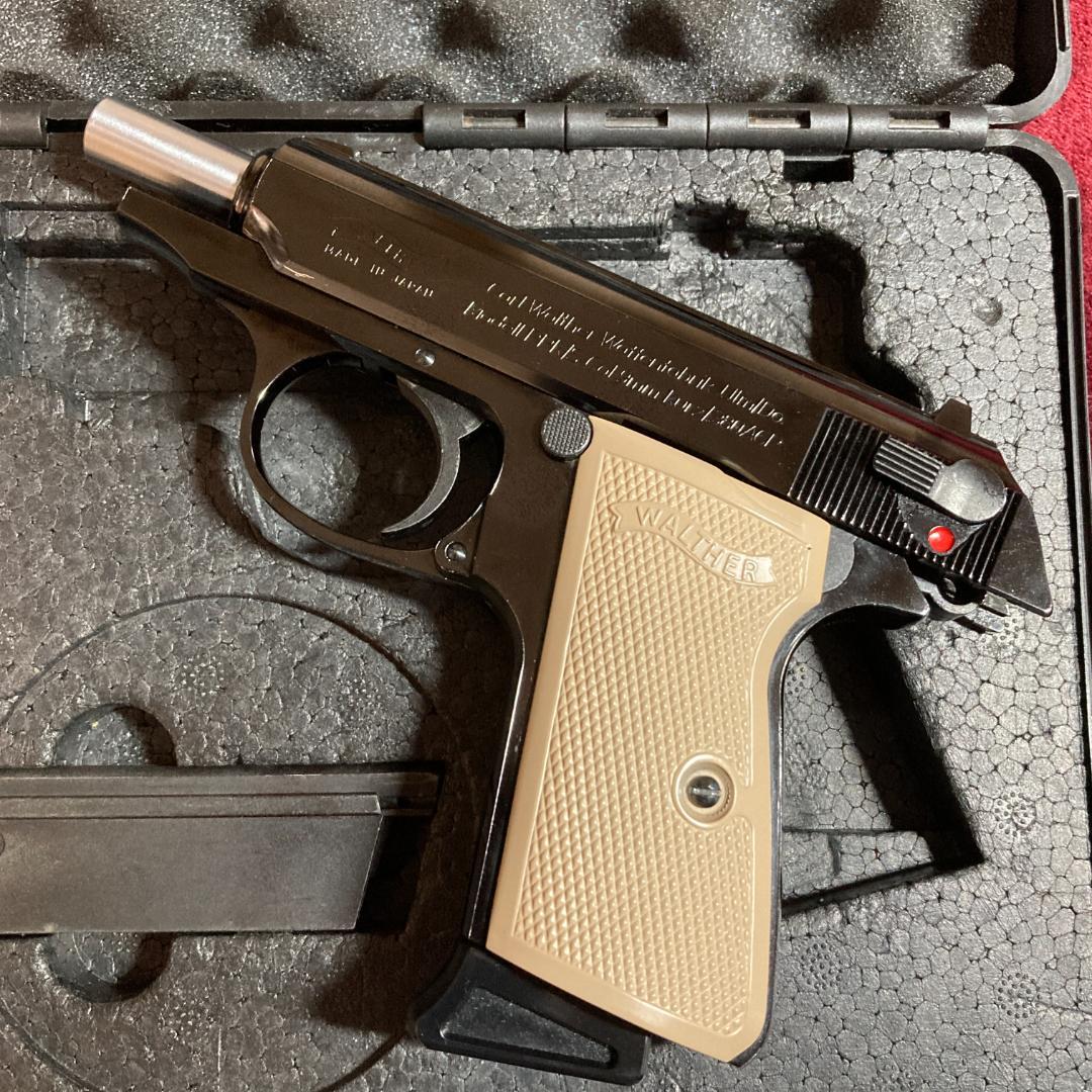 美品 マルゼン ワルサー PPK/S ブラックメタル ムービープロップ 予備マグ