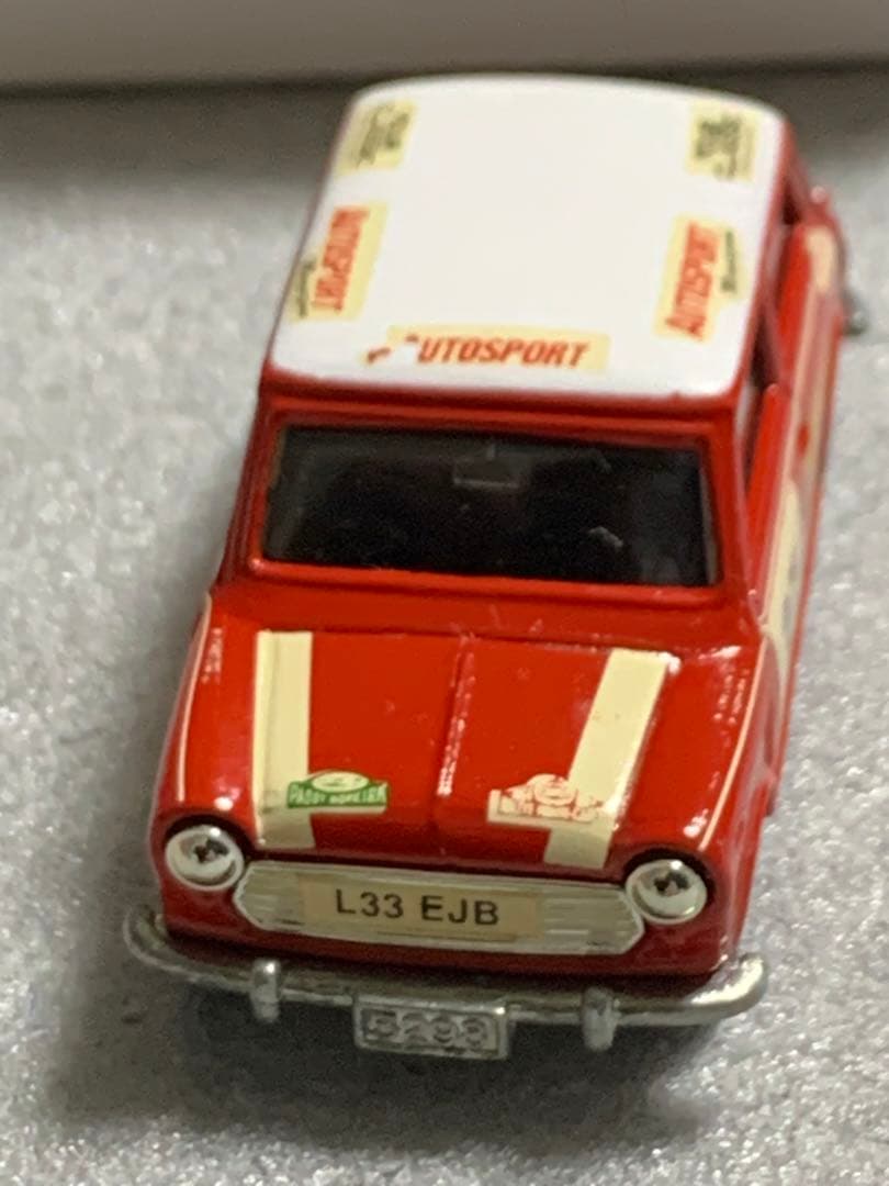 トミカ ミニクーパー トラフィック AUTOCAR ゼッケン37