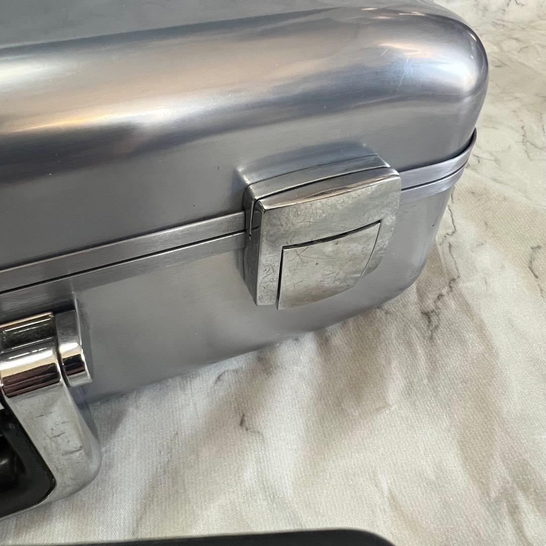 ゼロハリバートン アタッシュケース ビジネスバッグ ゼロハリ アルミケース