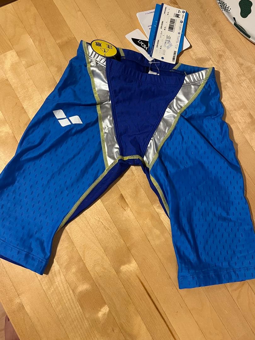 【新品】ARENAメンズ競泳水着 Lサイズ