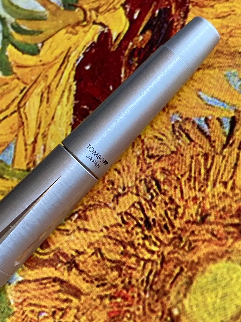 廃番　トンボ　TOMBOW zoom2000 ボールペン