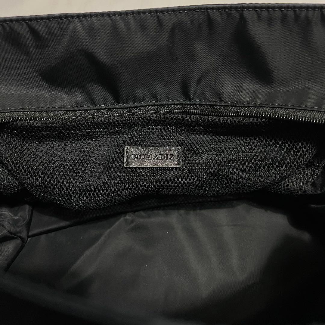 美品　NOMADIS ノマディスBASQUEMSLD 25SSショルダーバッグ