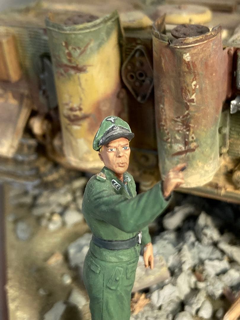 戦場ディオラマ模型完成品1/35