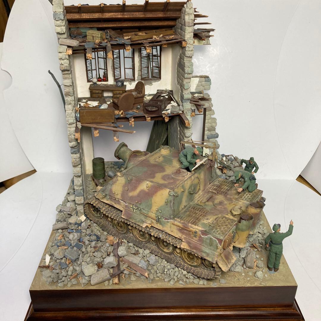 戦場ディオラマ模型完成品1/35