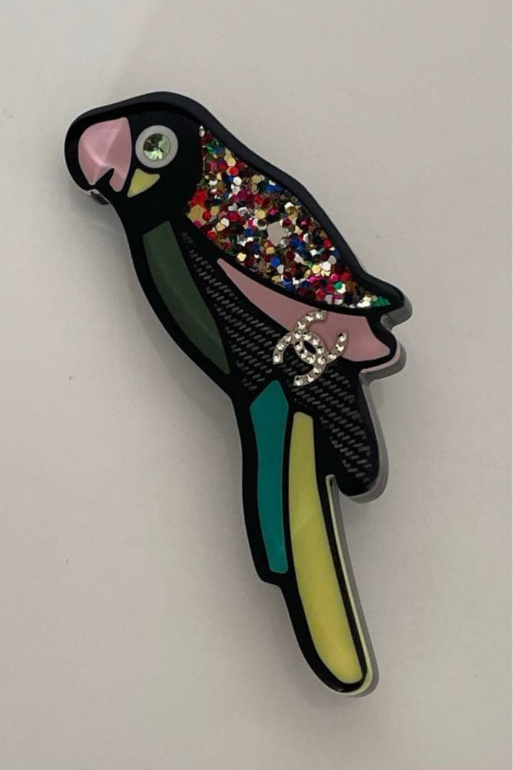 CHANEL ブローチ オウム