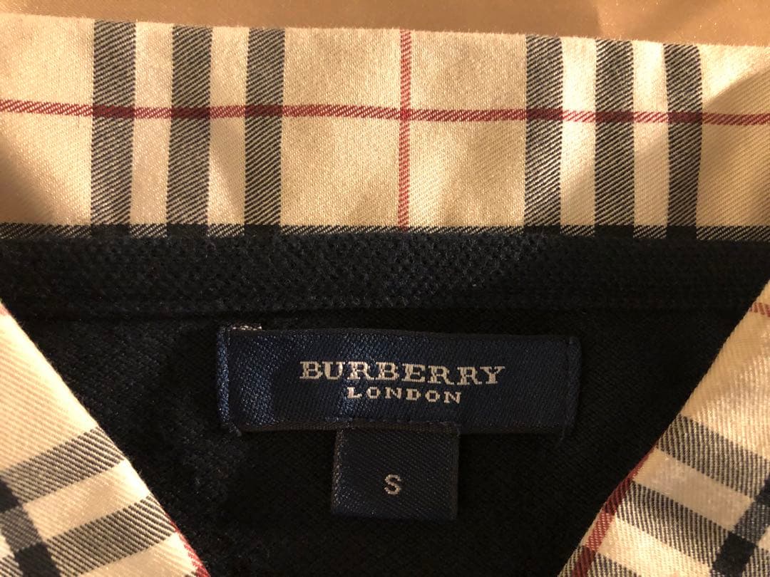 【Burberry】レディース　ポロシャツ　Sサイズ　新品未使用！
