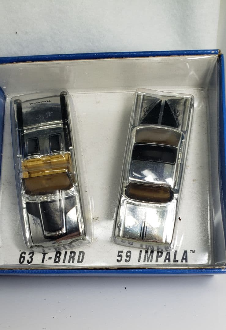 K·B toys限定 ホットウィール 'メタル 仕様 1/64 ミニカー 2台