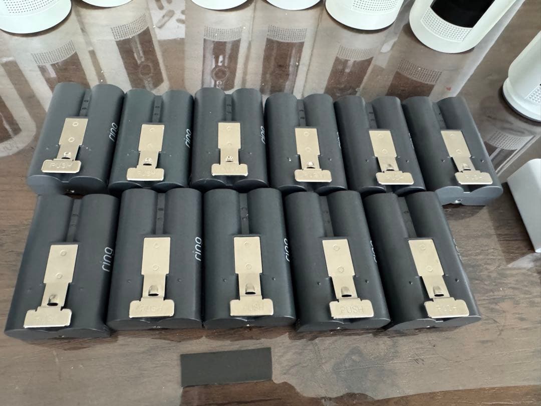 防犯カメラ Ring Stick Up Cam Battery +indoor cam