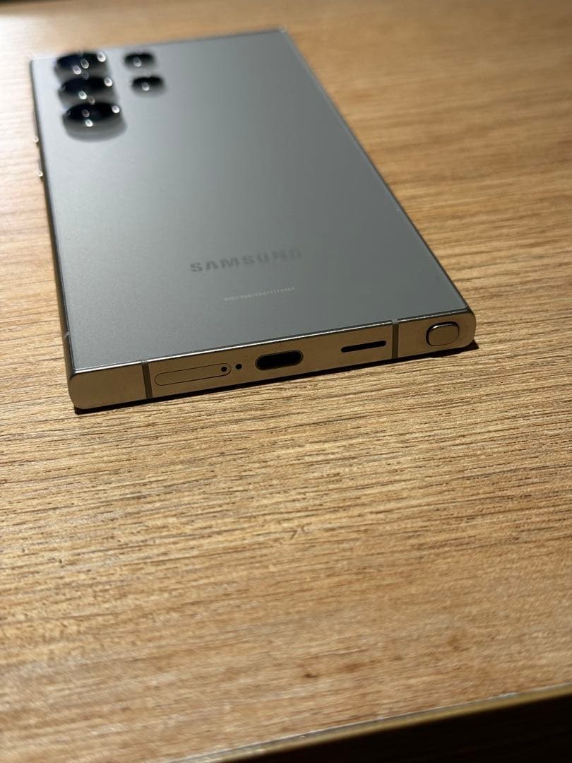 Galaxy S24 Ultra 12+256GB グレー米国版SIMフリー