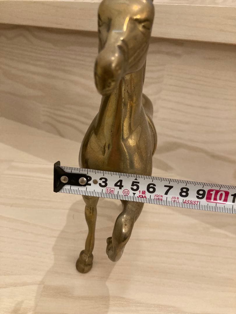 ヴィンテージ真鍮の置物、馬車を引く馬、真鍮の装飾、真鍮製