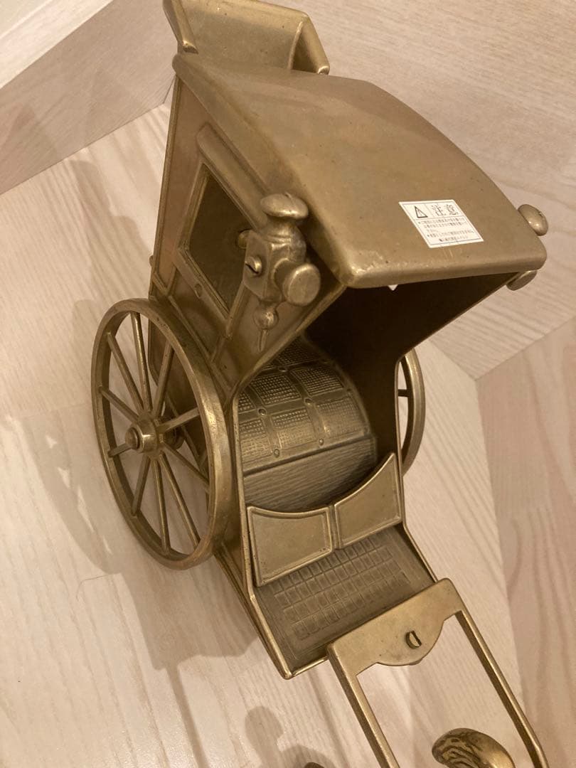 ヴィンテージ真鍮の置物、馬車を引く馬、真鍮の装飾、真鍮製