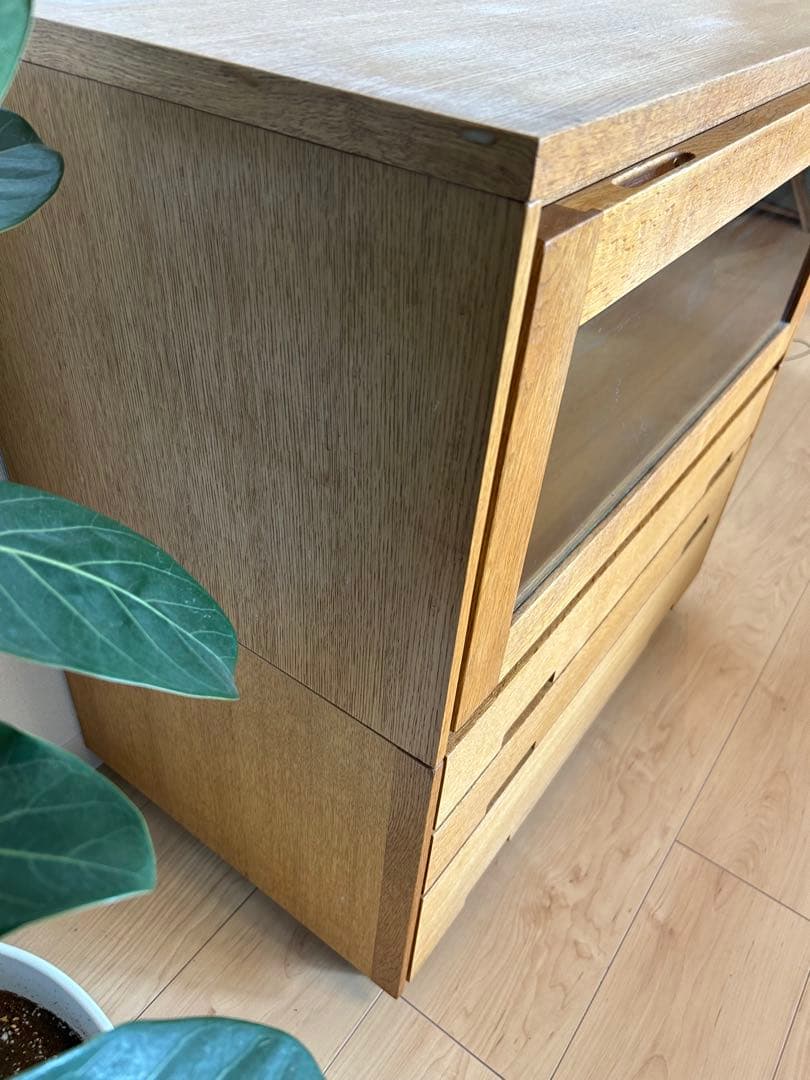 関家具 木製キャビネット W70×D40×H70 ガラス扉付き