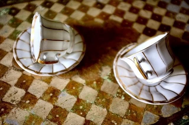 フランス 19世紀 金の珊瑚とカップアンドソーサーb パリ窯 アンティーク