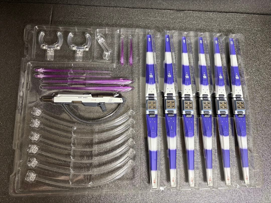 L BUILD Hi-νガンダム 『機動戦士ガンダム 逆襲のシャア