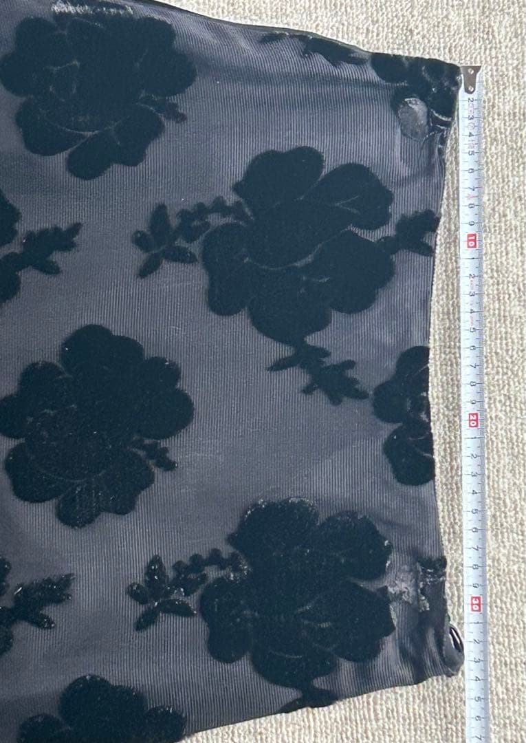 専用 Rakutao様　PRADAプラダ　花柄刺繍 ベルベット シルクスカート