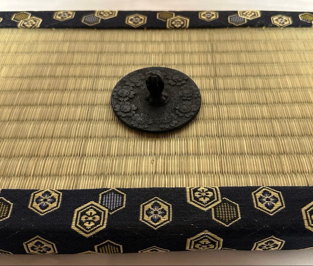 本番盛岡 薫山 南部鉄器 鉄瓶 南部型 桜小紋 1リットル 新品未使用品