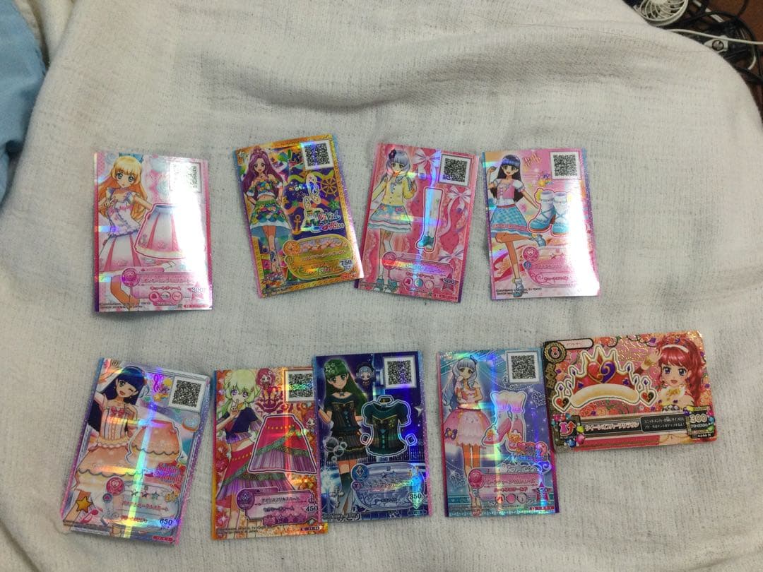 アイカツカード（旧アイカツ、アイカツスターズなど）まとめ売り　100枚以上