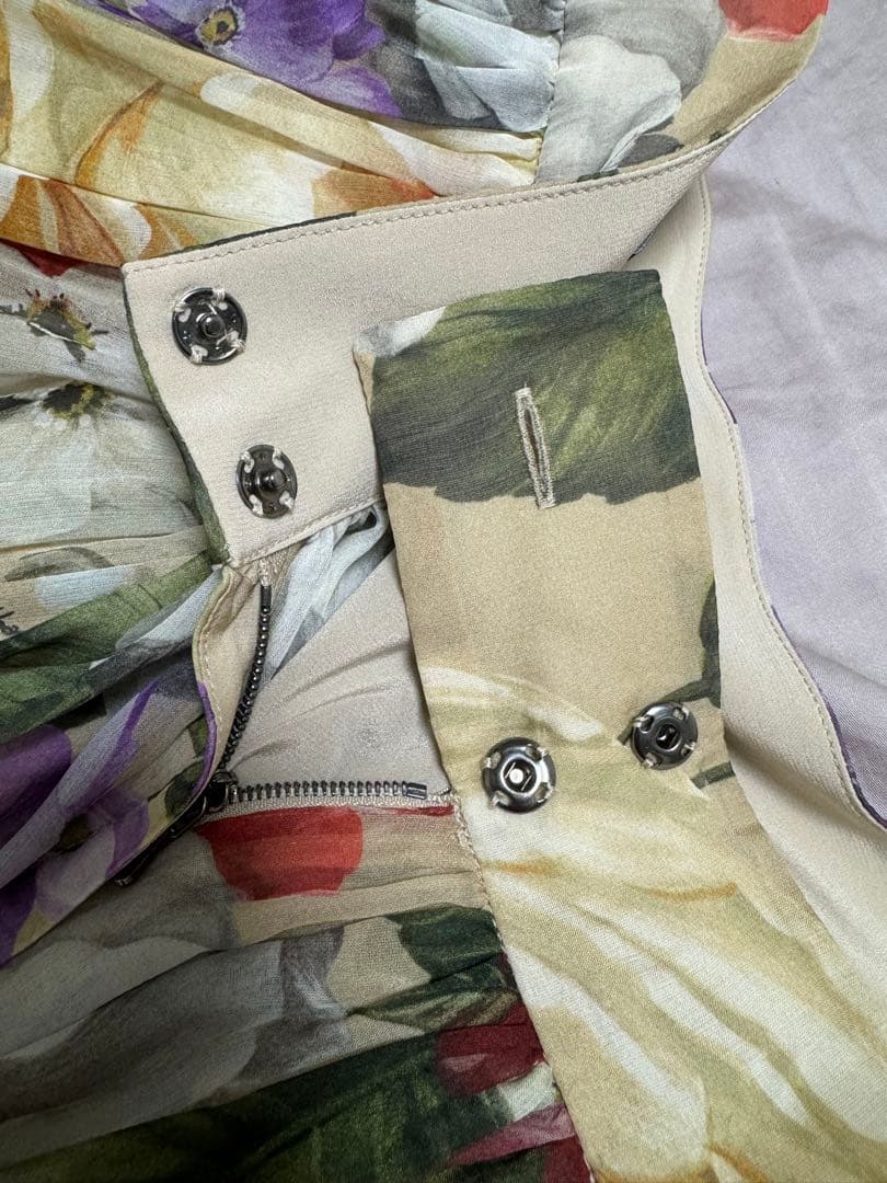 美品✨DOLCE&GABBANA 　フレア　フローラル　花柄　スカート　ドルガバ