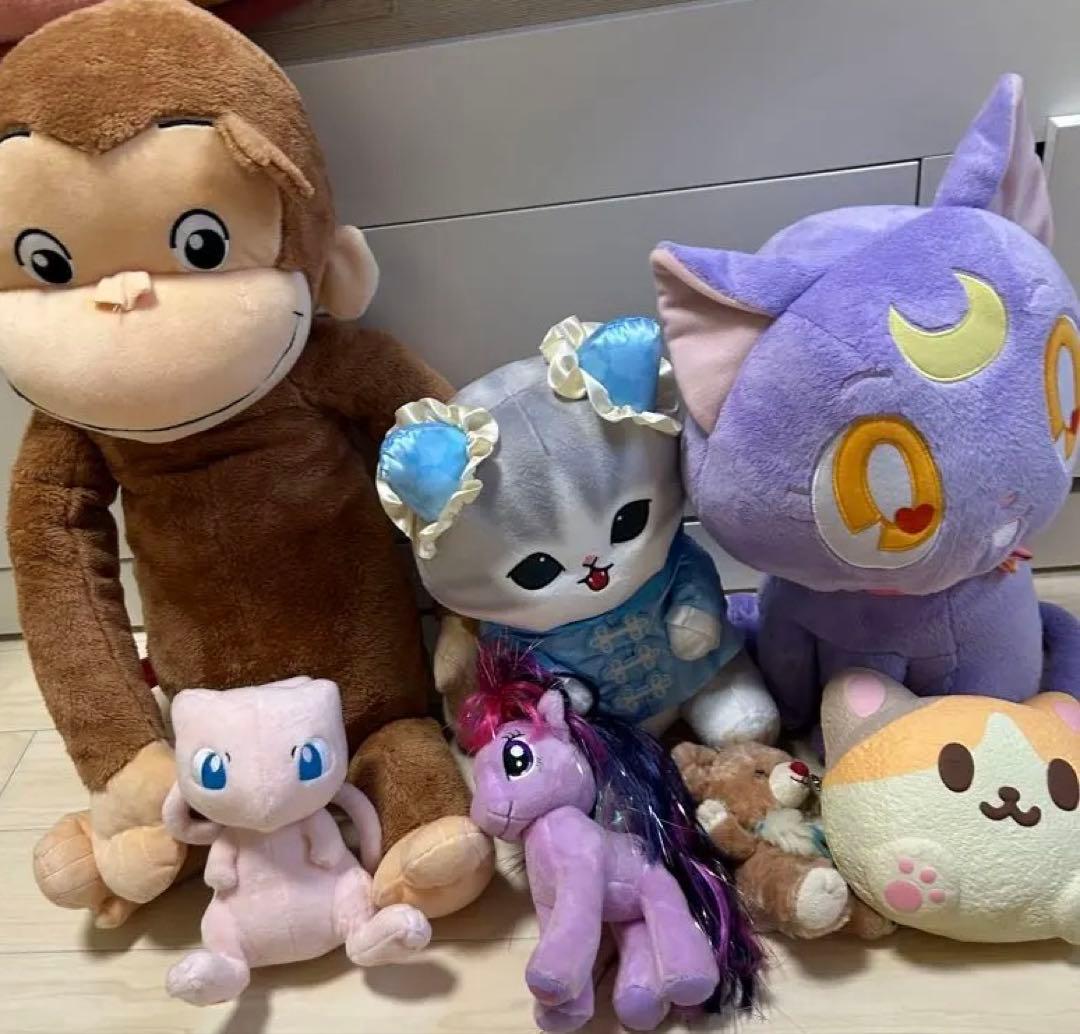 アニメグッズ　ノンジャンル　2000点以上　まとめ売り　一点のみ！