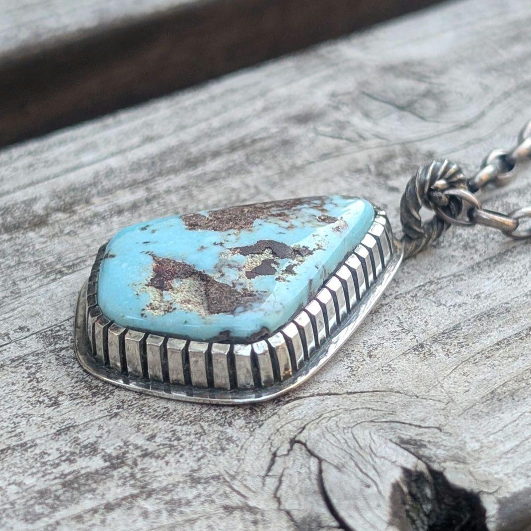 大粒　ハンドメイドのターコイズトップ　インディアンジュエリー風　ハンドメイド