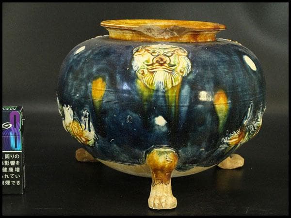 中国美術 三彩 獅子紋 三足壷(A818)