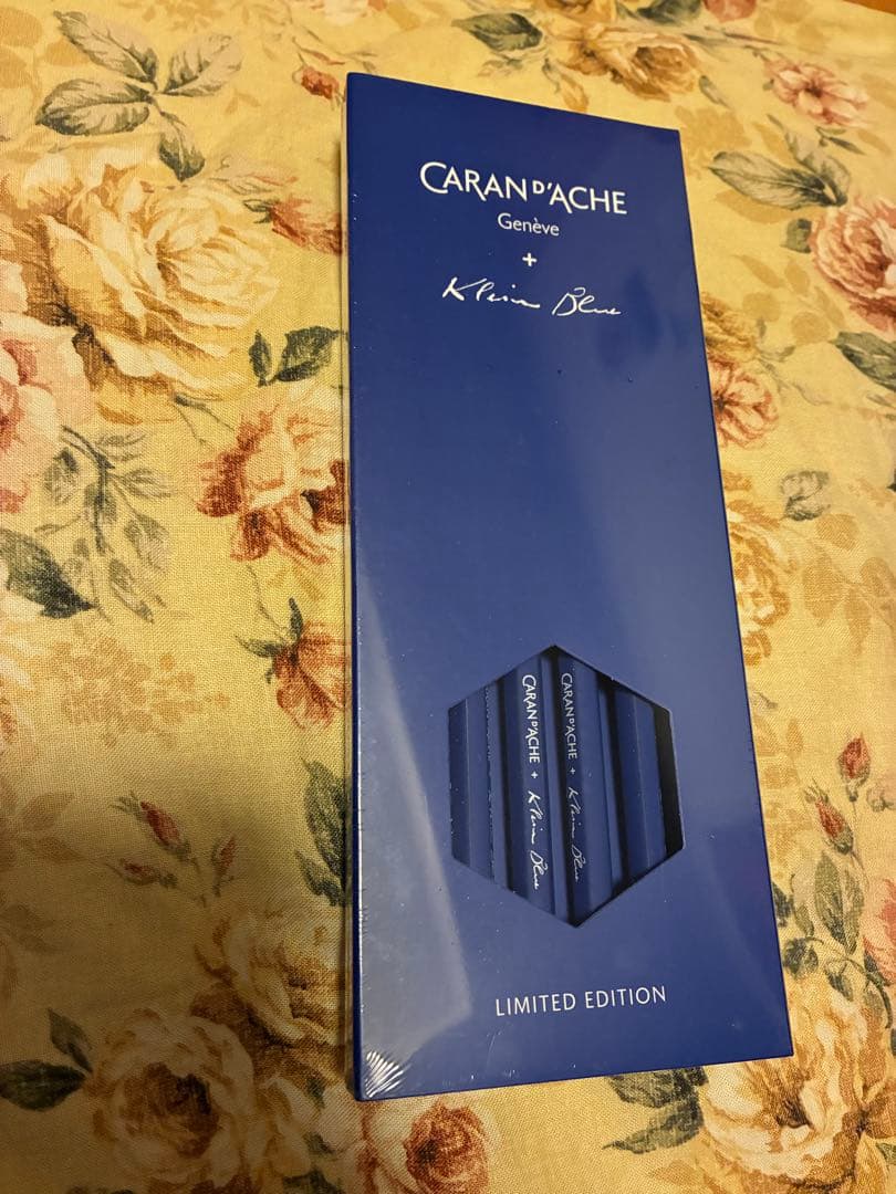 CARAN D'ACHE  Blue 4本セット　クラインブルー
