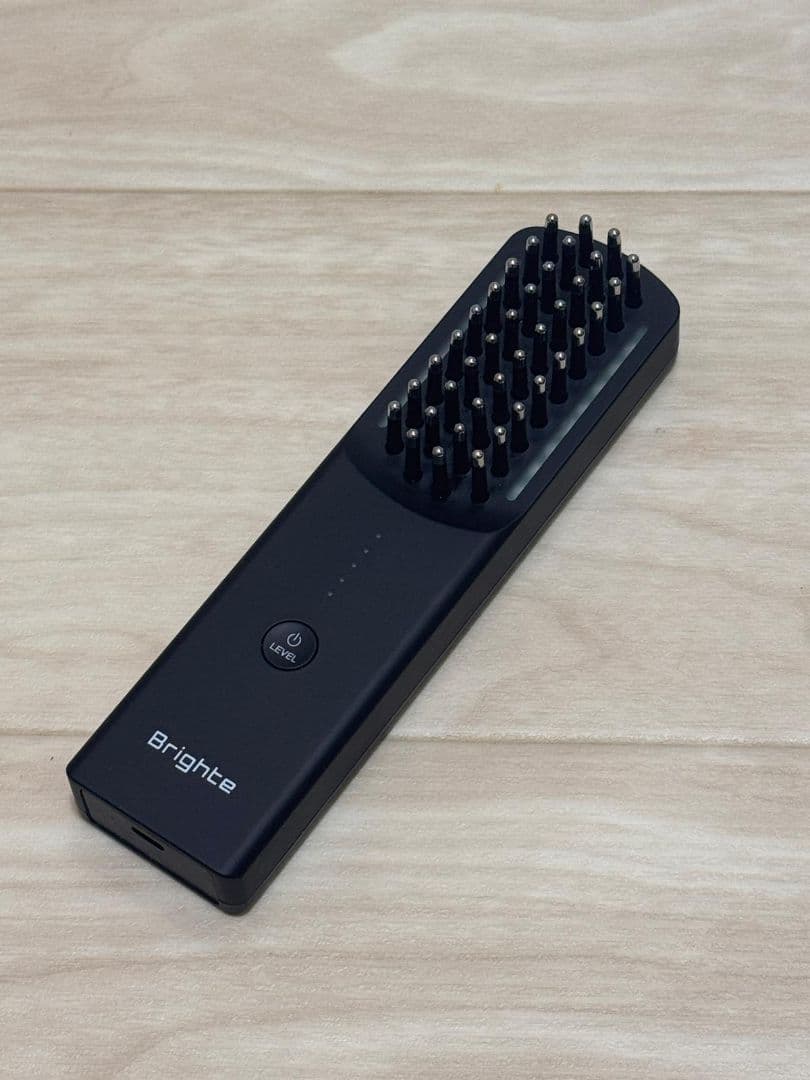 Brighte ブラシヘアアイロン LEDライト付きELEKIBRUSH