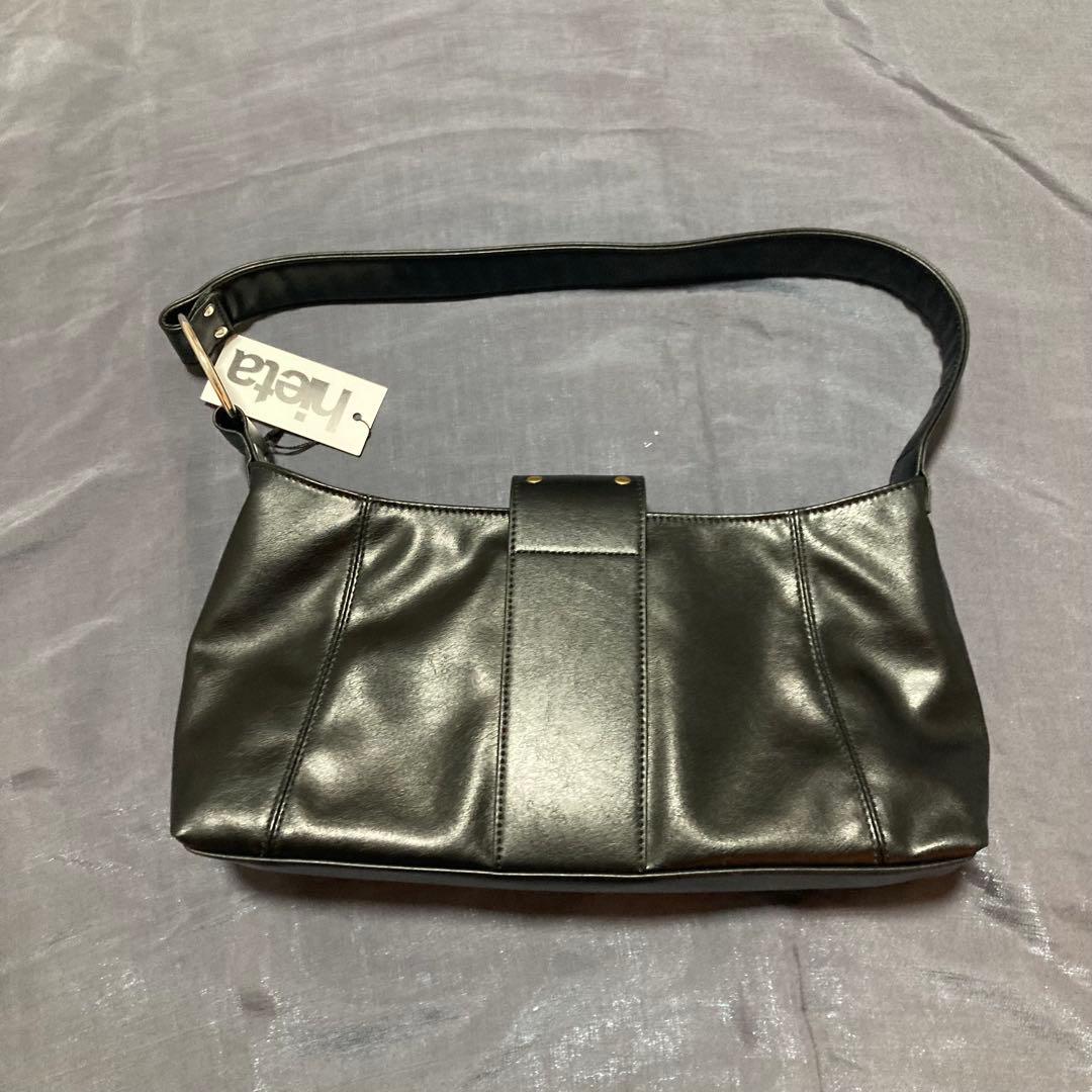 hieta ショルダーバッグ 黒