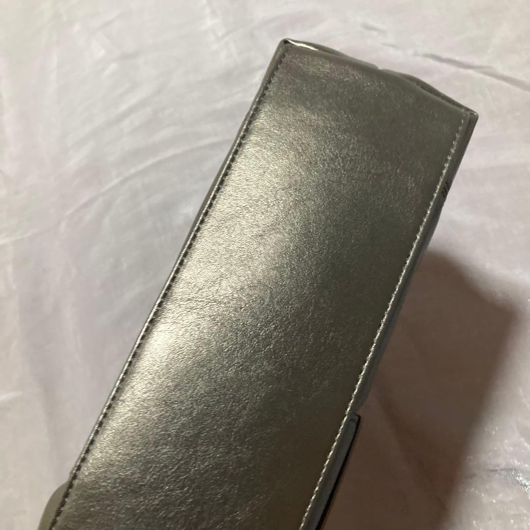 hieta ショルダーバッグ 黒