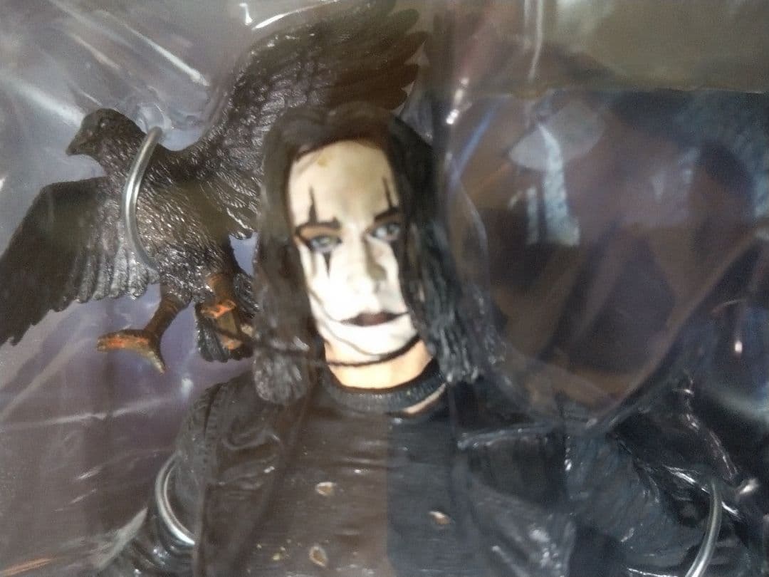 ブランドン・リー　クロウスタチュー未開封品　オマケ付き　　ブルース・リー