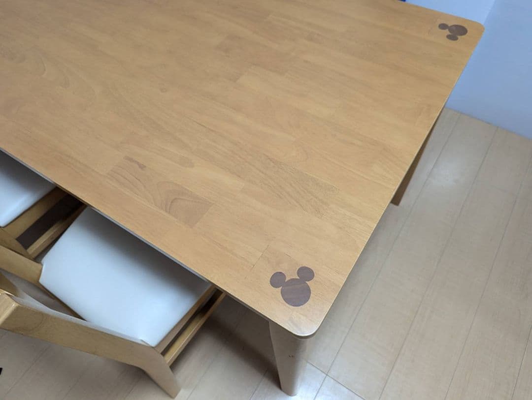 【ディズニー】ベルメゾン　ダイニングテーブル　セット