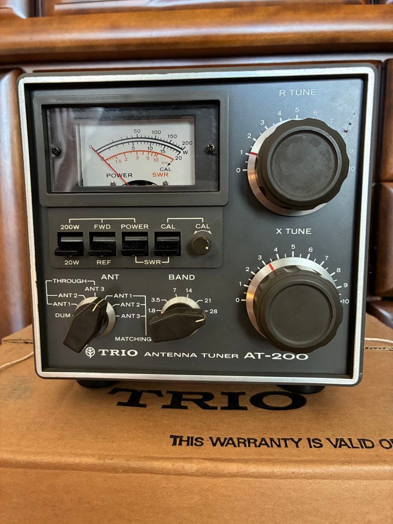 TRIO アンテナチューナー AT-200