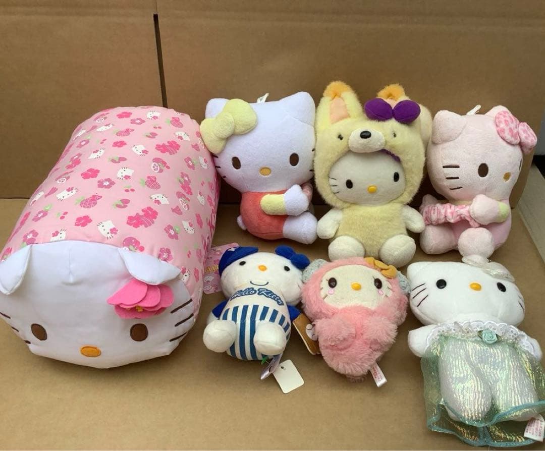 ハローキティ ぬいぐるみセット　キティちゃん
