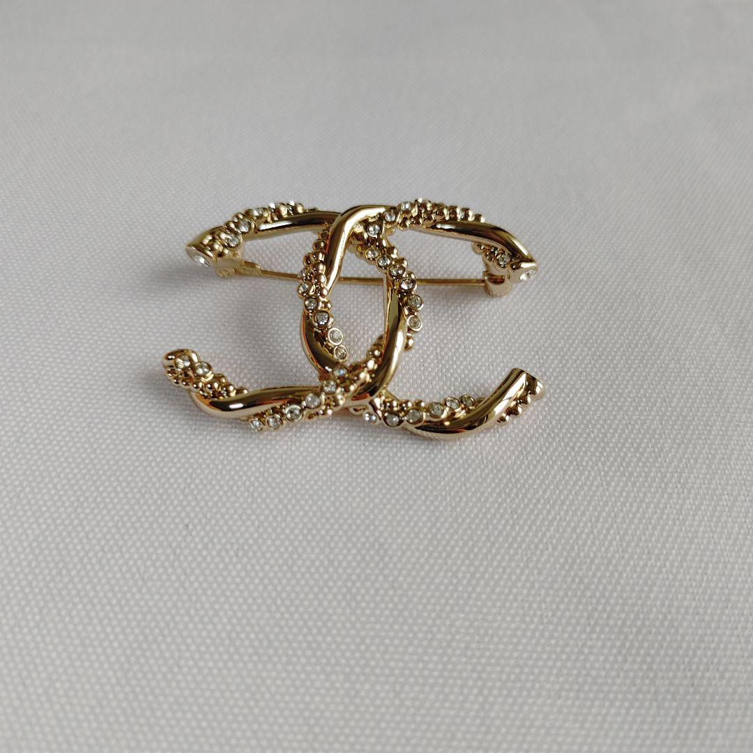 CCマーク ゴールド クリアストーン ブローチ