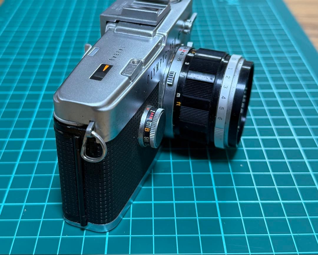フィルムカメラ OLYMPUS PEN F G.Zuiko Auto-S 1:1.4 40mm