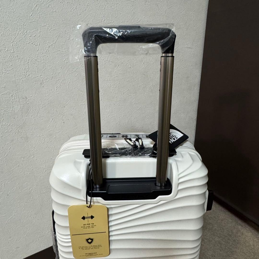 機内持込 20インチ 海外限定 THE NORTH FACE キャリーケース